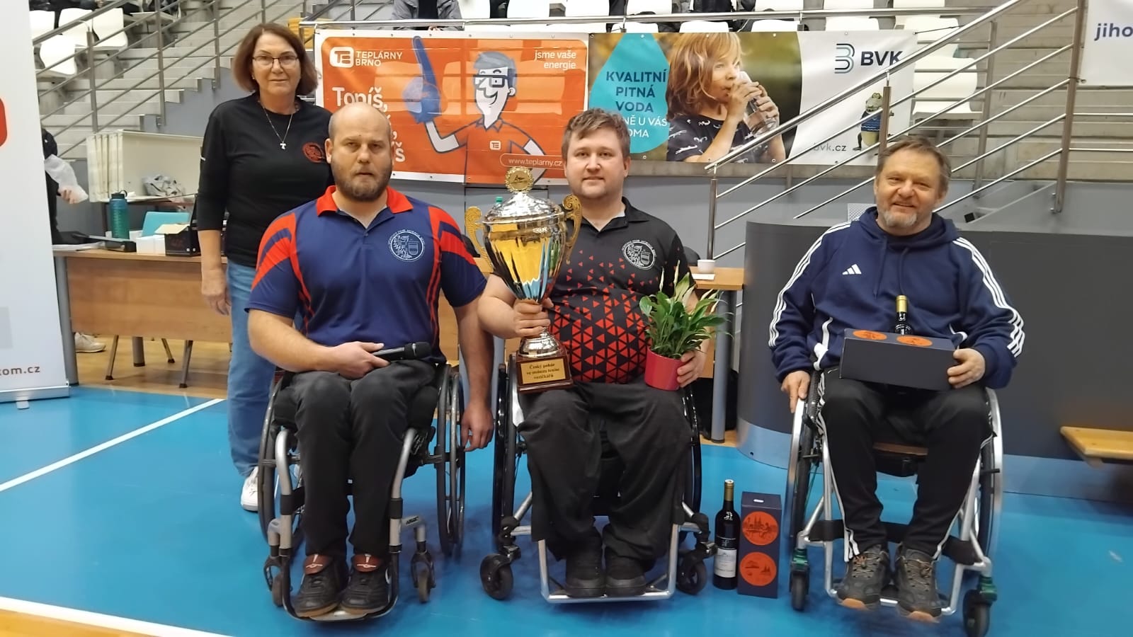 1 místo Vratislav Holík ( uprstřed ) 2 místo Žák Jiří ( vlevo ) 3 místo Lukáš Martin ( vpravo )